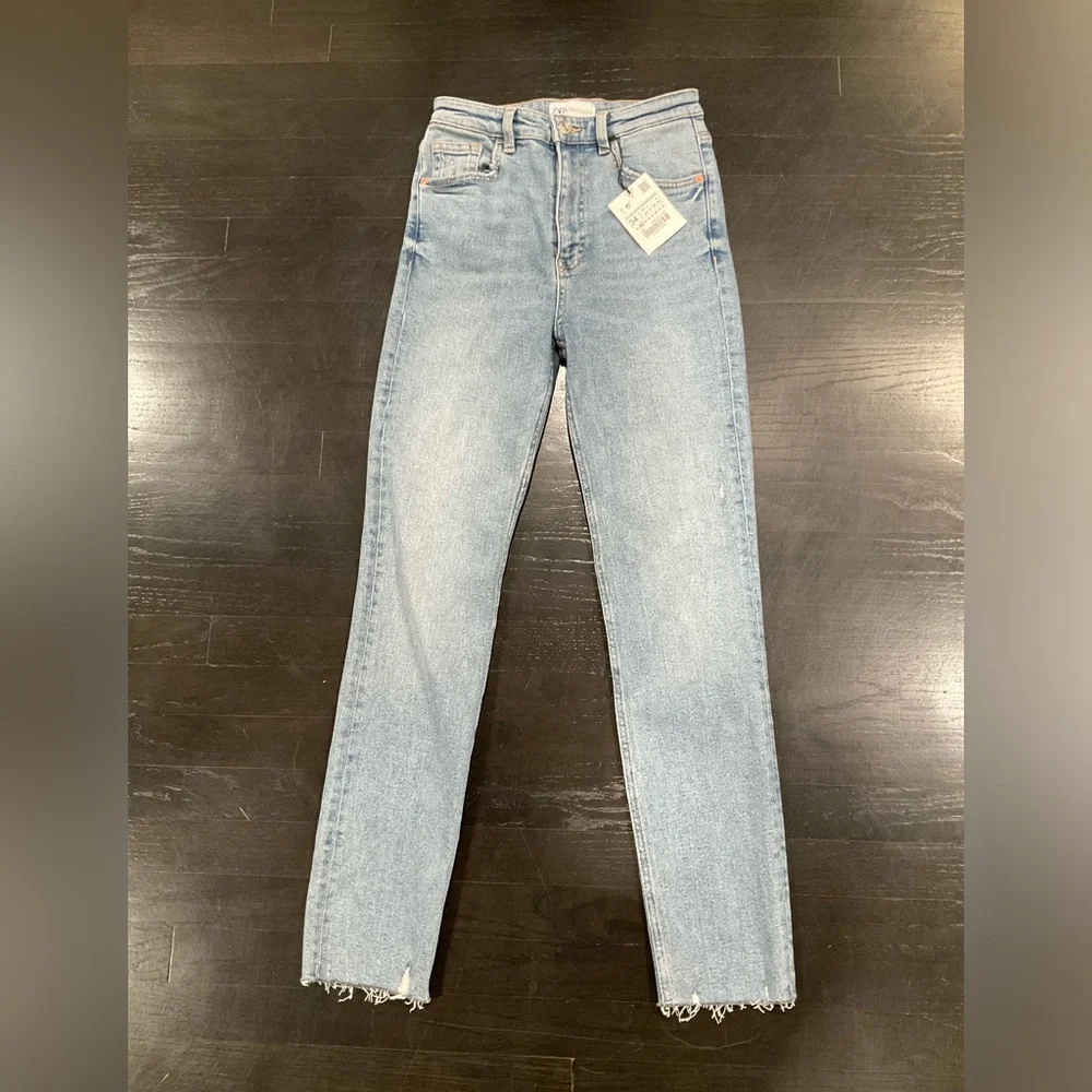 NWT ZARA JUNIORS HIGH WAISTED‎ JEANS